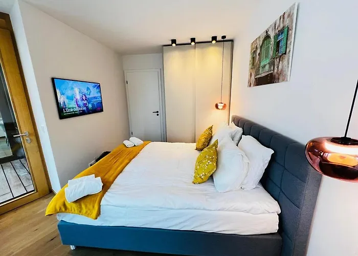 Charming 1 Bedroom With Balcon And Parking Apartament Luksemburg