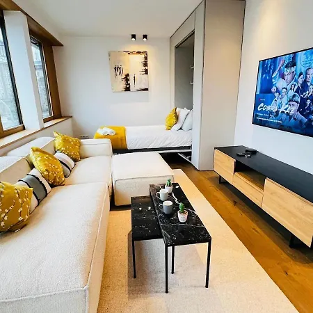Charming 1 Bedroom With Balcon And Parking * לוקסמבורג