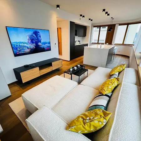 Charming 1 Bedroom With Balcon And Parking * לוקסמבורג