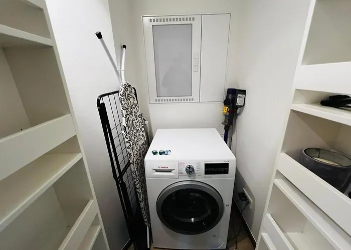 Charming 1 Bedroom With Balcon And Parking