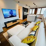 Charming 1 Bedroom With Balcon And Parking * ルクセンブルク