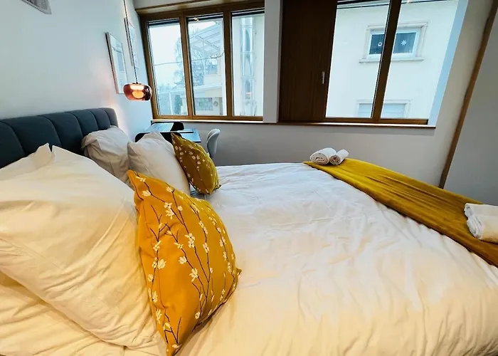 Daire Charming 1 Bedroom With Balcon And Parking *